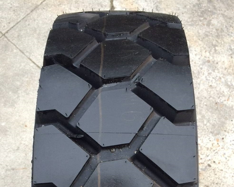 Double Coin 225/75R15 REM6 - NEW - Шина: фото 2 Double Coin 225/75R15 REM6 - NEW - Шина: фото 2