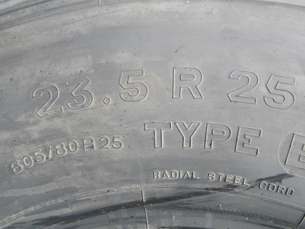 Michelin 23.5R25 XL B - USED AA - Шина для Строительной техники: фото 4 Michelin 23.5R25 XL B - USED AA - Шина для Строительной техники: фото 4