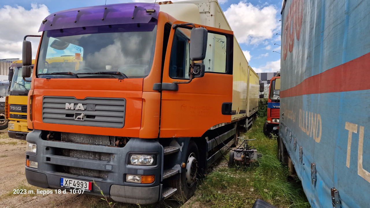 MAN TGA 18.310 - Грузовик с закрытым кузовом: фото 4 MAN TGA 18.310 - Грузовик с закрытым кузовом: фото 4