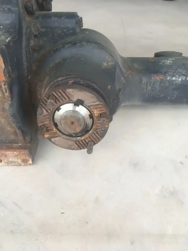 ZF Hinterachse Axis ZF AV 132/87 7,38 Citaro Setra 4472036062 Achse Mercedes Por - Задняя ось для Автобусов: фото 3 ZF Hinterachse Axis ZF AV 132/87 7,38 Citaro Setra 4472036062 Achse Mercedes Por - Задняя ось для Автобусов: фото 3