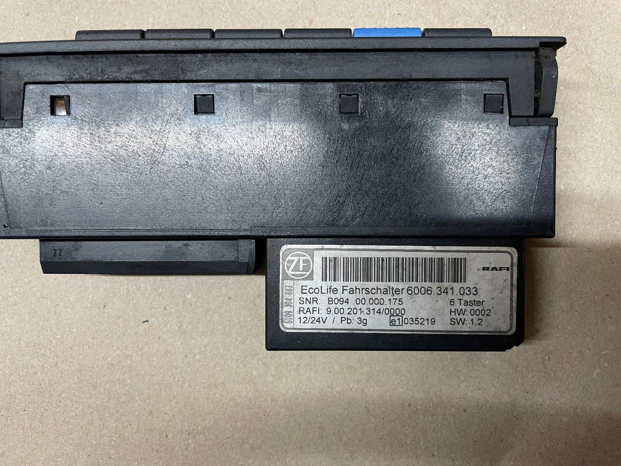 ZF ZF Ecolife Fahrschalter Gangwahlschalter 6006.341.033 6006.341.027 Schalter - Электрическая система для Автобусов: фото 4 ZF ZF Ecolife Fahrschalter Gangwahlschalter 6006.341.033 6006.341.027 Schalter - Электрическая система для Автобусов: фото 4