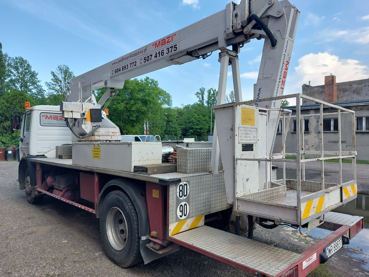 Wumag Mercedes 1414, 400V Wumag WT220 hydraulik - Грузовик с подъемником: фото 3 Wumag Mercedes 1414, 400V Wumag WT220 hydraulik - Грузовик с подъемником: фото 3