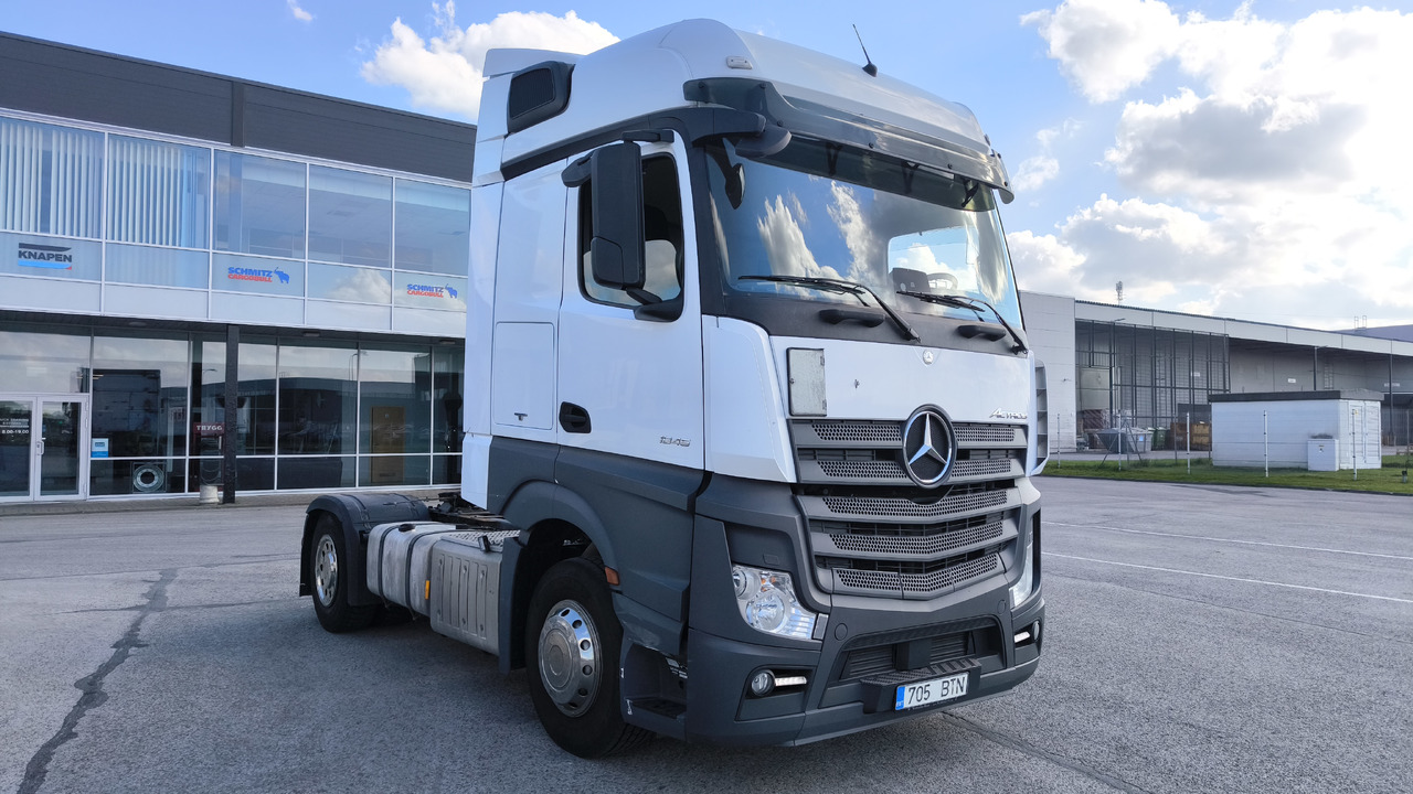 MERCEDES-BENZ Actros 1845 - Тягач: фото 2 MERCEDES-BENZ Actros 1845 - Тягач: фото 2