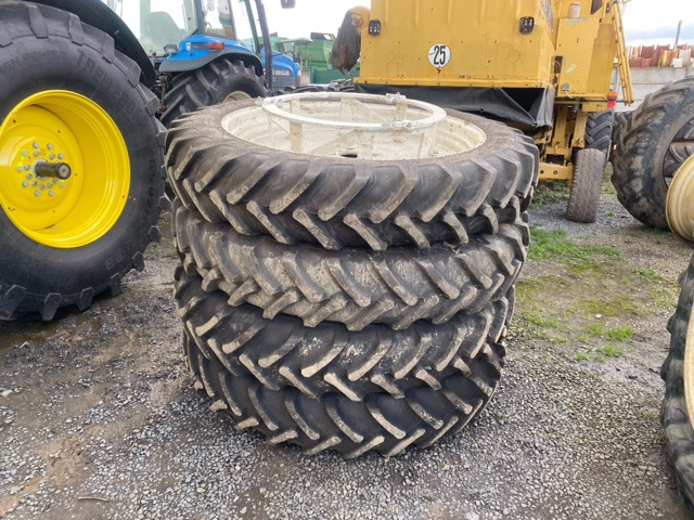 ALLIANCE 300/95R46 - Колесо для Сельскохозяйственной техники: фото 1 ALLIANCE 300/95R46 - Колесо для Сельскохозяйственной техники: фото 1