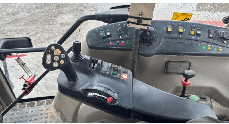 Трактор CASE-IH CVX150: фото 8