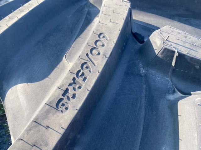 CEAT 650/65R42 - Шина: фото 3 CEAT 650/65R42 - Шина: фото 3