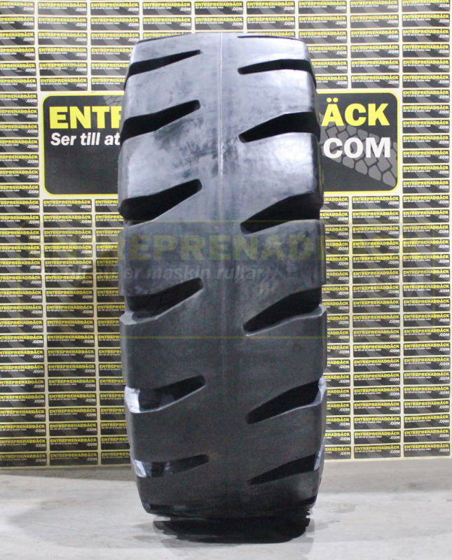 Complete solid wheels 26.5-25 on rims for Volvo L110/L120E - Колёсный погрузчик: фото 3 Complete solid wheels 26.5-25 on rims for Volvo L110/L120E - Колёсный погрузчик: фото 3