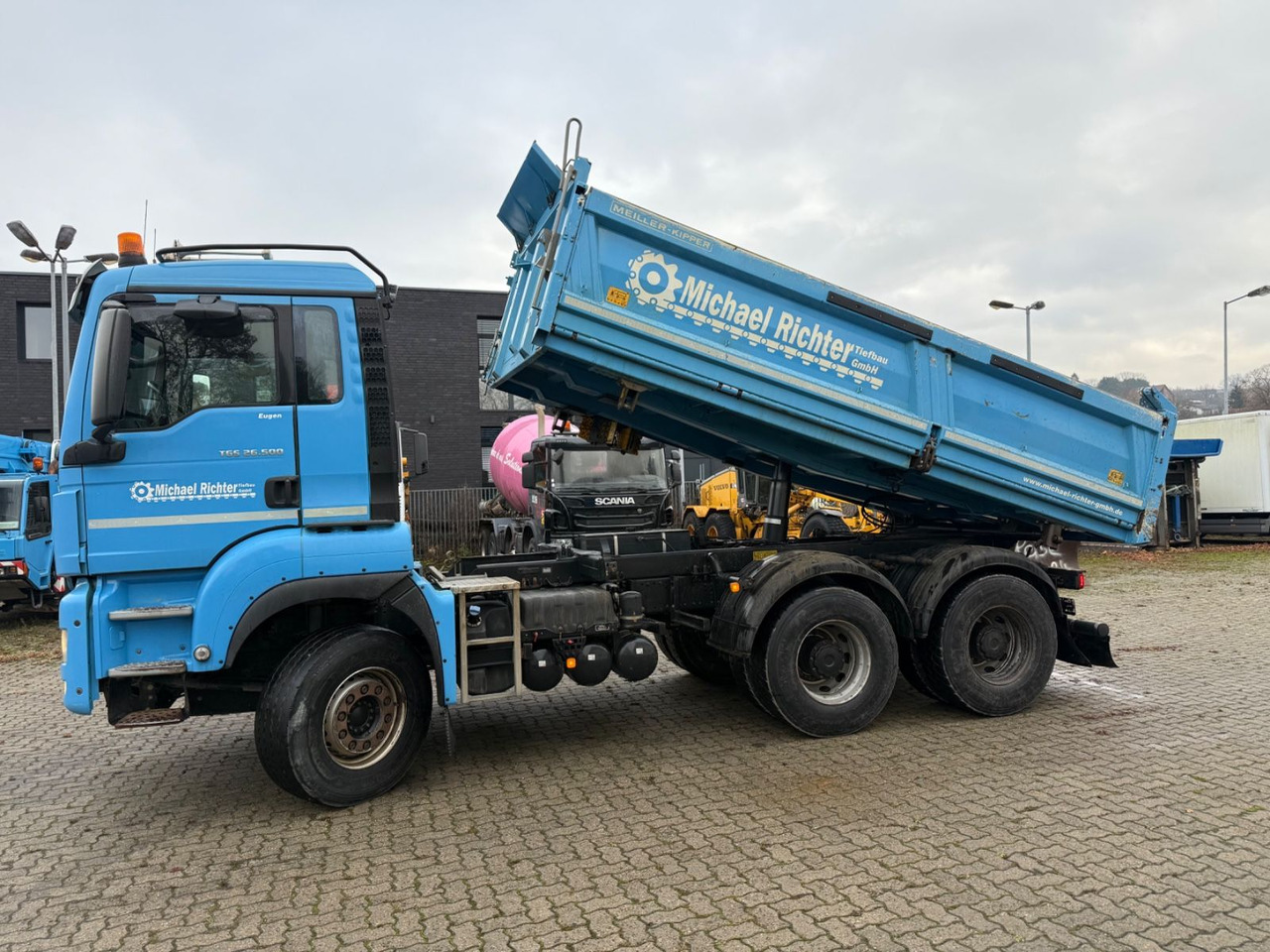 MAN 26.500 - Самосвал: фото 3 MAN 26.500 - Самосвал: фото 3