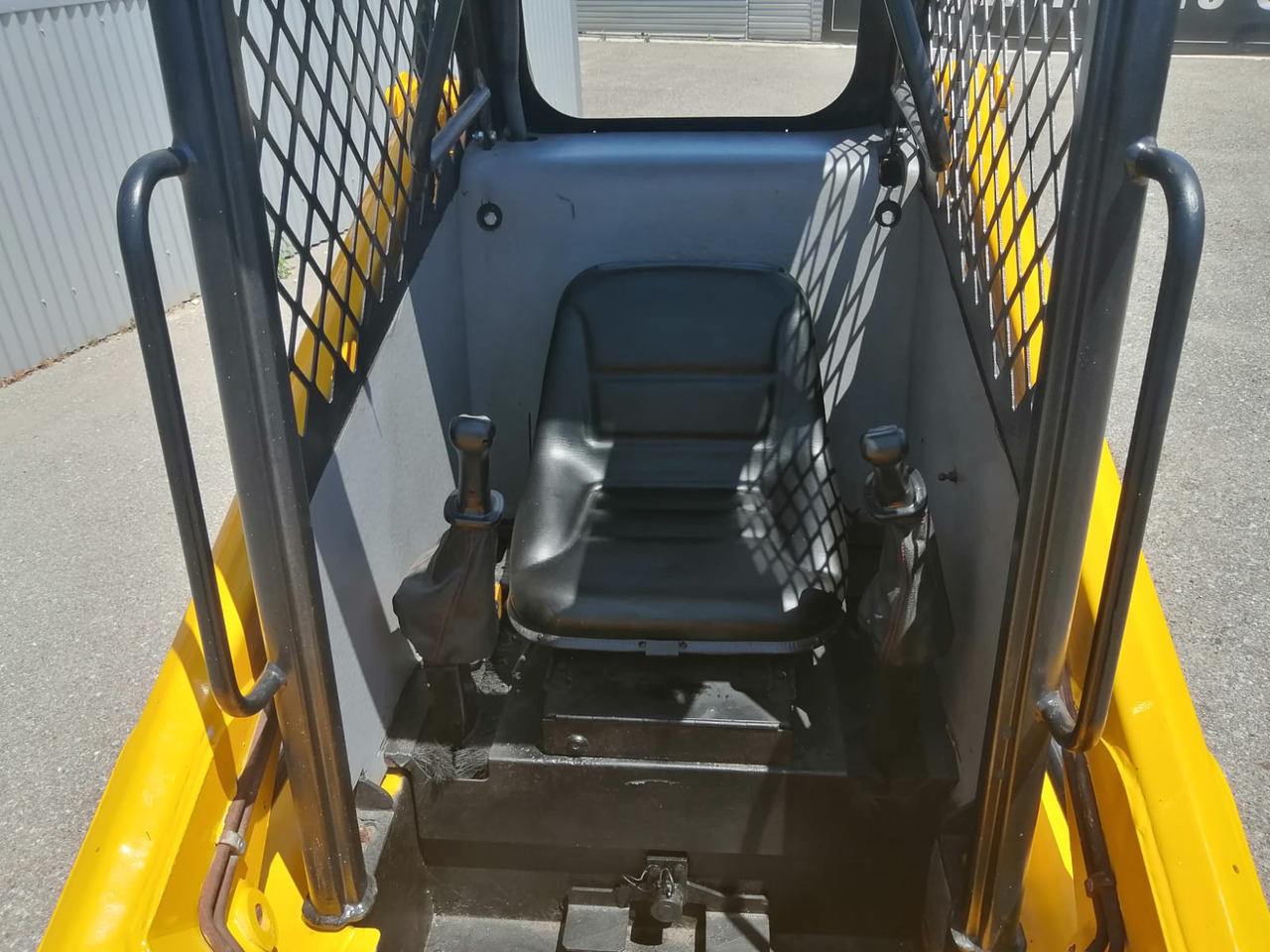 Мини-погрузчик с бортовым поворотом Bobcat SKID TYRE FRONT LOADER RAM ITALY: фото 7