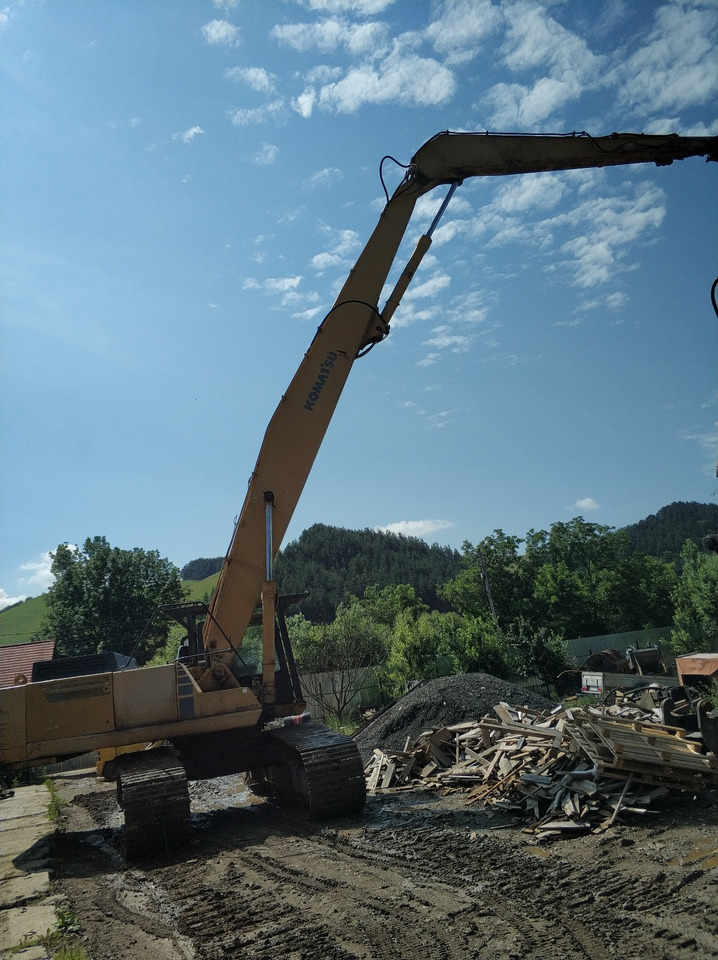 Excavator Komatsu PC 400-LC 5 with long arm - Гусеничный экскаватор: фото 1 Excavator Komatsu PC 400-LC 5 with long arm - Гусеничный экскаватор: фото 1