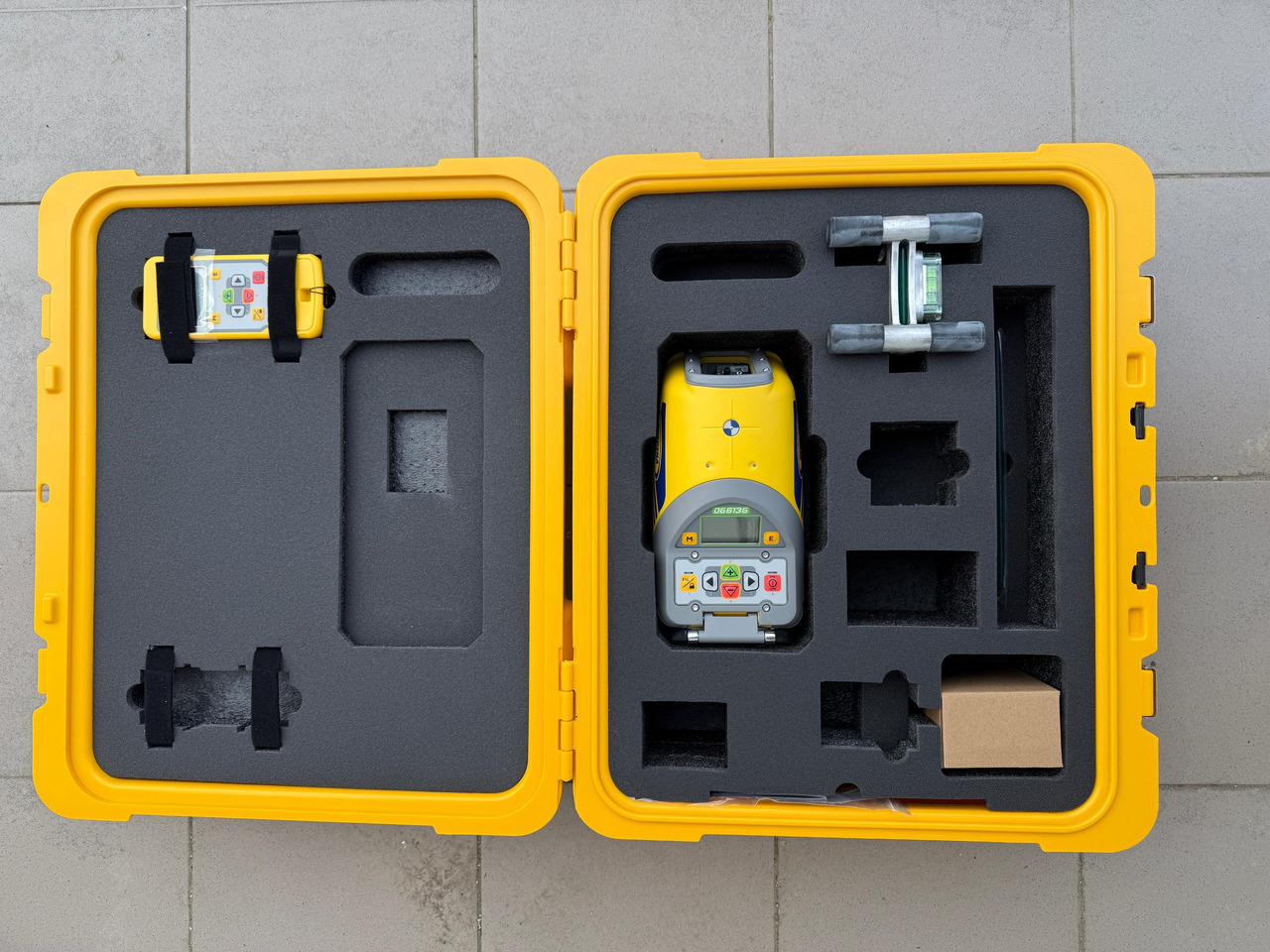 Spectra DG613G Green Beam Dialgrade Pipe Laser - Строительное оборудование: фото 4 Spectra DG613G Green Beam Dialgrade Pipe Laser - Строительное оборудование: фото 4