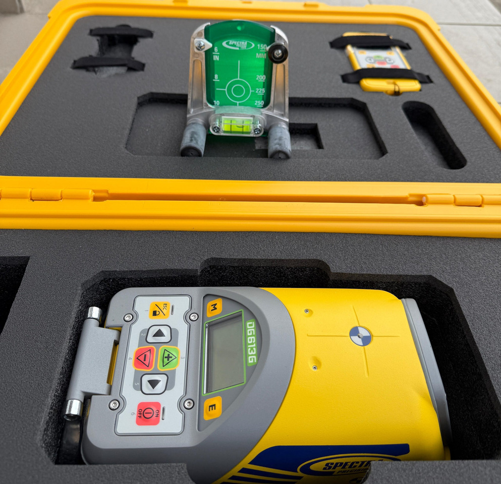 Spectra DG613G Green Beam Dialgrade Pipe Laser - Строительное оборудование: фото 1 Spectra DG613G Green Beam Dialgrade Pipe Laser - Строительное оборудование: фото 1