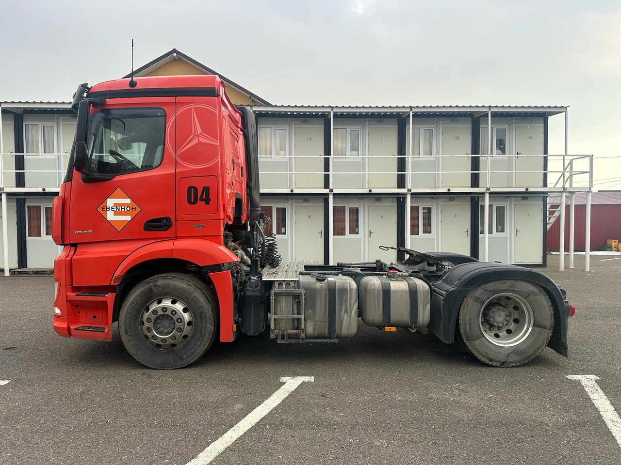 MERCEDES-BENZ ANTOS Tractor head - Тягач: фото 4 MERCEDES-BENZ ANTOS Tractor head - Тягач: фото 4