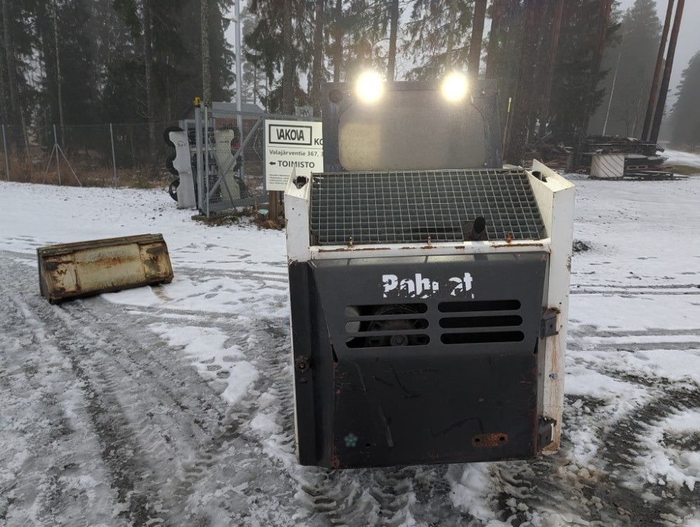 BOBCAT 641 - VIDEO - Мини-погрузчик с бортовым поворотом: фото 3 BOBCAT 641 - VIDEO - Мини-погрузчик с бортовым поворотом: фото 3