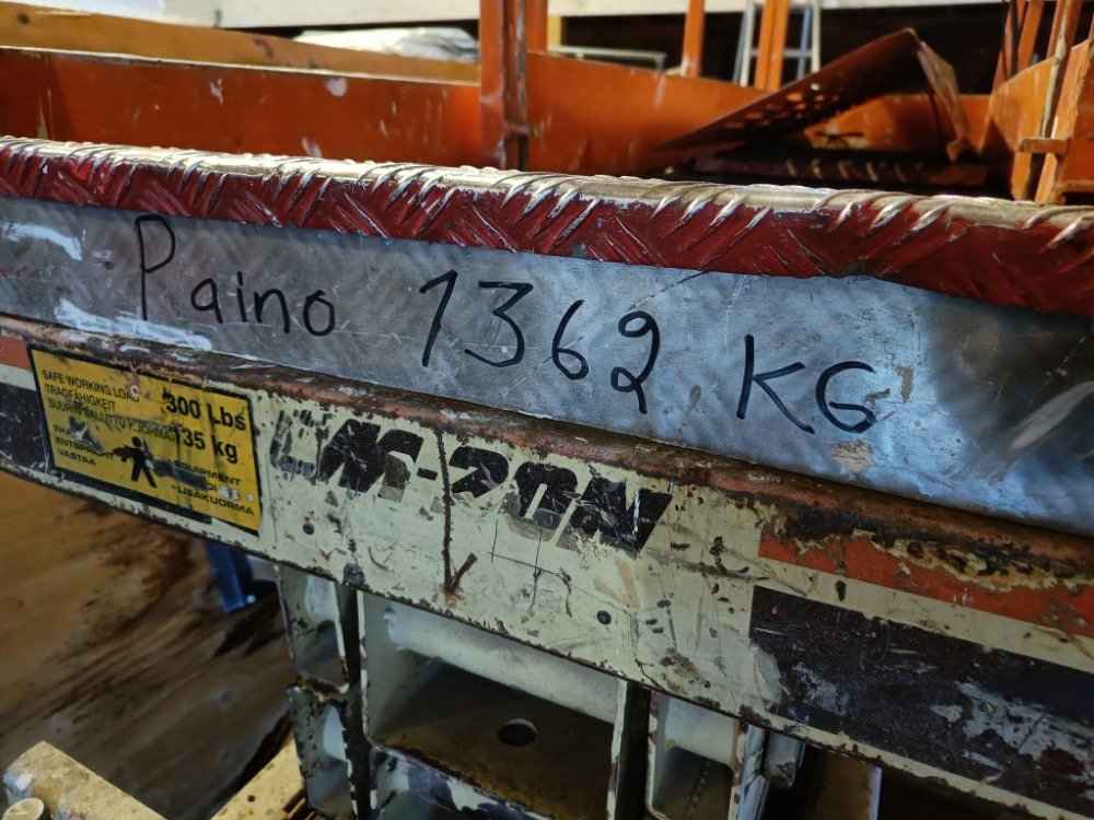 JLG Commander CM 20 N henkilönostin - Ножничный подъемник: фото 2 JLG Commander CM 20 N henkilönostin - Ножничный подъемник: фото 2