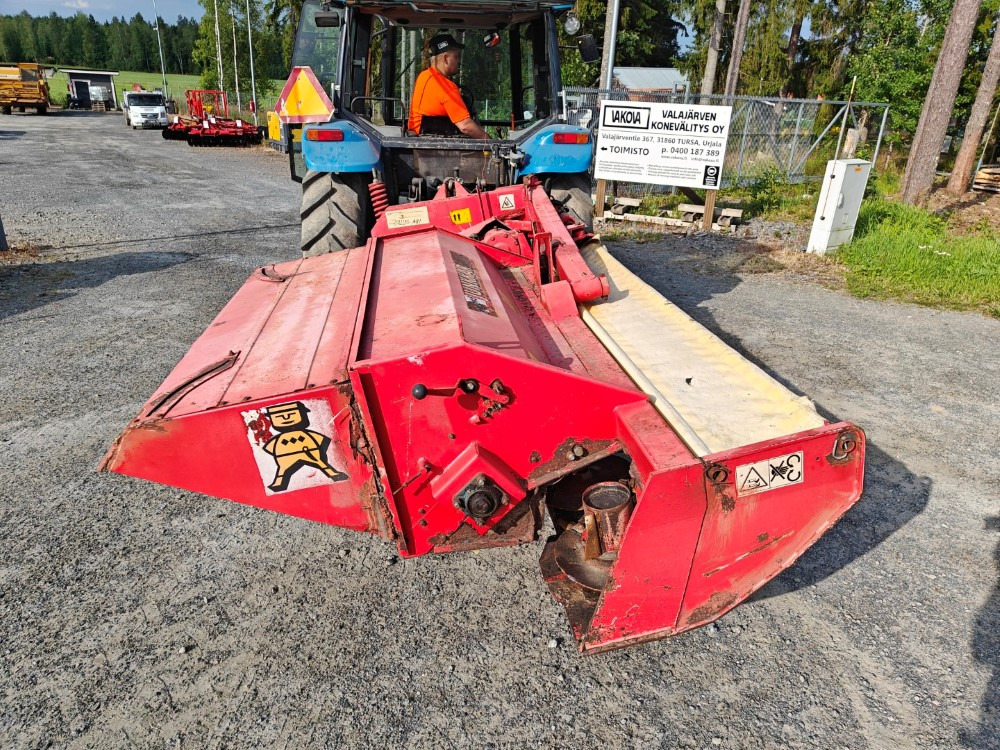 Junkkari Niittomurskain NM245NS Hydro, katso video! - Косилка-измельчитель: фото 3 Junkkari Niittomurskain NM245NS Hydro, katso video! - Косилка-измельчитель: фото 3
