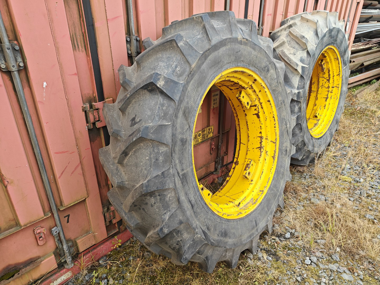 MICHELIN 18.4R38 traktorin renkaat - Шины и диски для Тракторов: фото 3 MICHELIN 18.4R38 traktorin renkaat - Шины и диски для Тракторов: фото 3