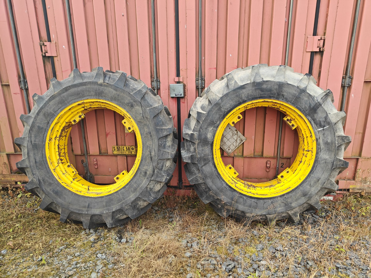 MICHELIN 18.4R38 traktorin renkaat - Шины и диски для Тракторов: фото 1 MICHELIN 18.4R38 traktorin renkaat - Шины и диски для Тракторов: фото 1