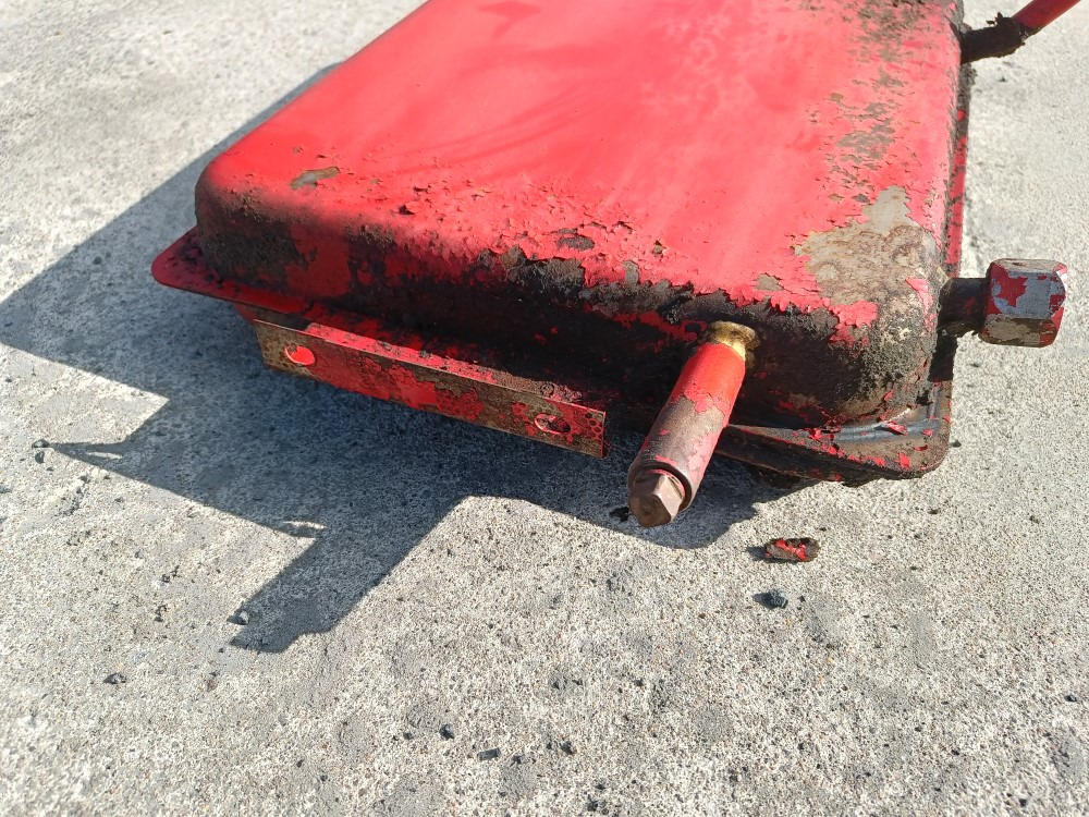 Sampo 410 hydrauliikkaöljysäiliö - Бак для гидравлической жидкости для Зерноуборочных комбайнов: фото 5 Sampo 410 hydrauliikkaöljysäiliö - Бак для гидравлической жидкости для Зерноуборочных комбайнов: фото 5