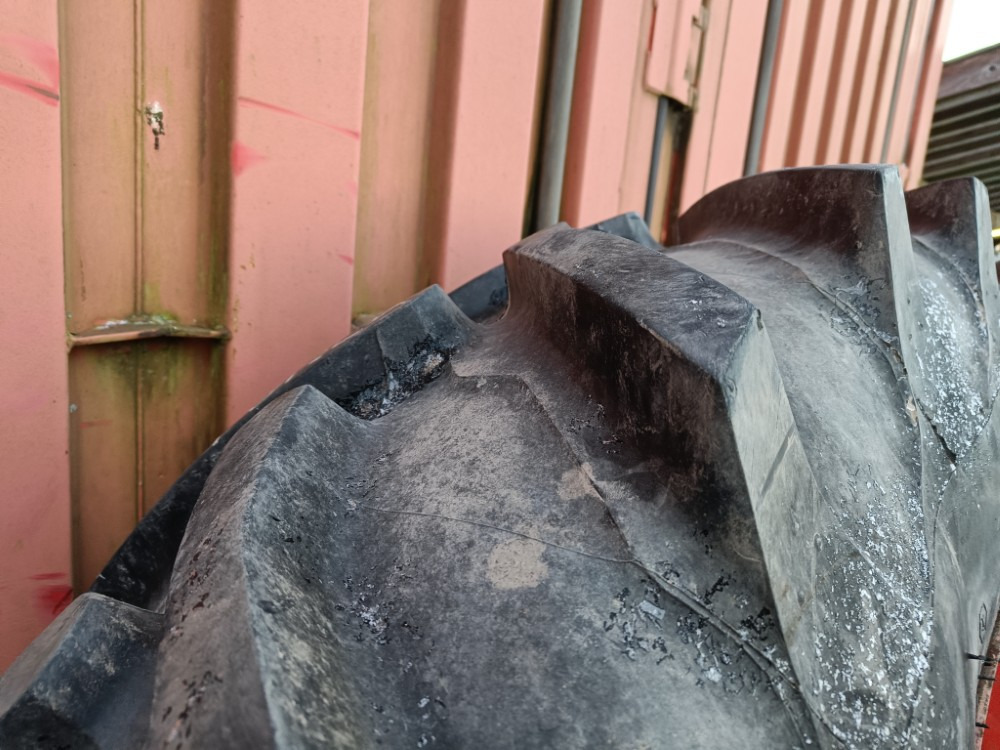 Колесо Taurus 18.4R38 renkaat - Fendt Farmer: фото 12