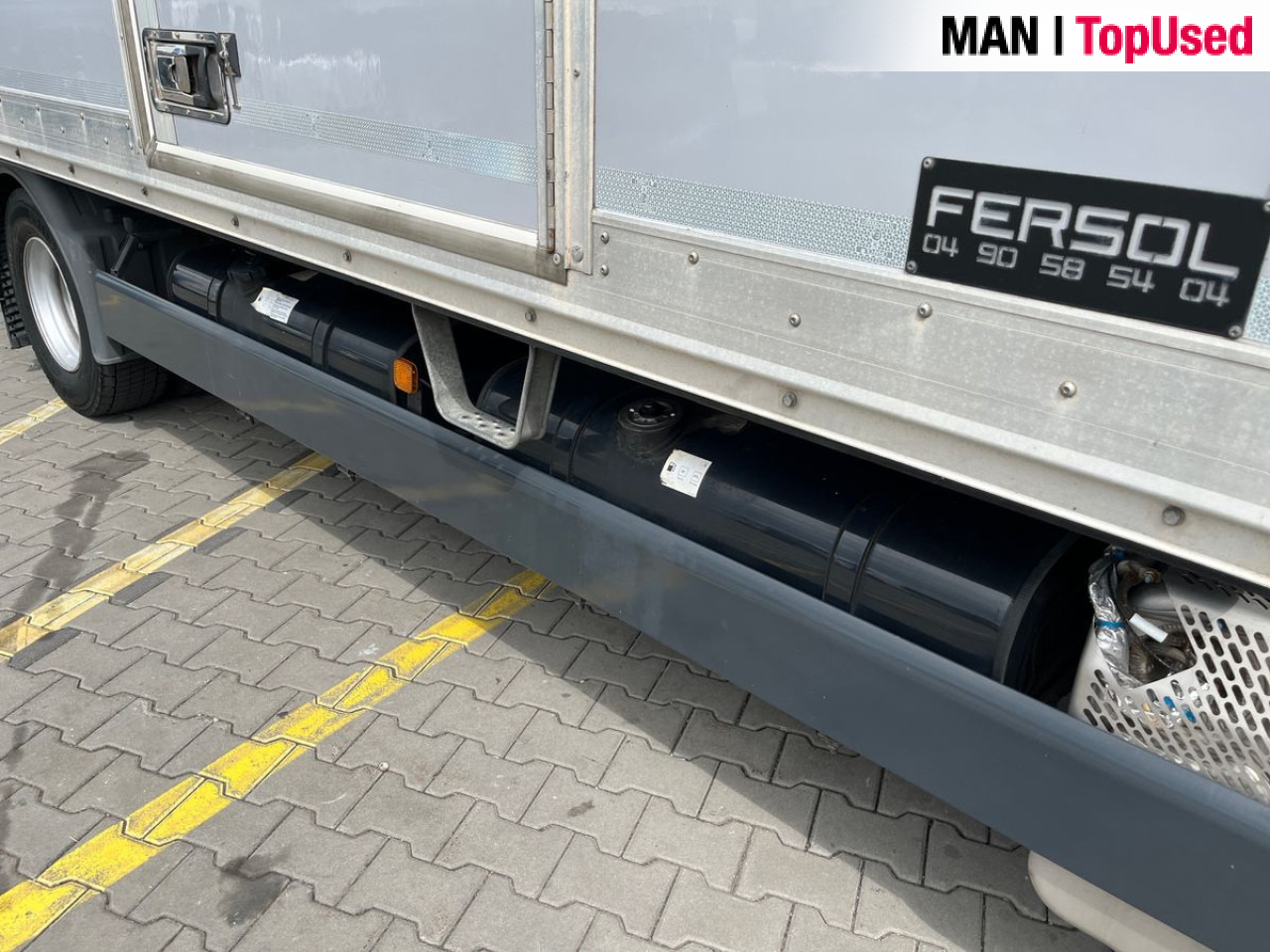 Грузовик с закрытым кузовом MAN TGL 12.250 4x2 BL CH: фото 6