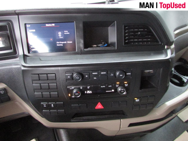 MAN TGX 18.470 4x2 LL VARIABLE 5TH WHEEL - Тягач: фото 5 MAN TGX 18.470 4x2 LL VARIABLE 5TH WHEEL - Тягач: фото 5