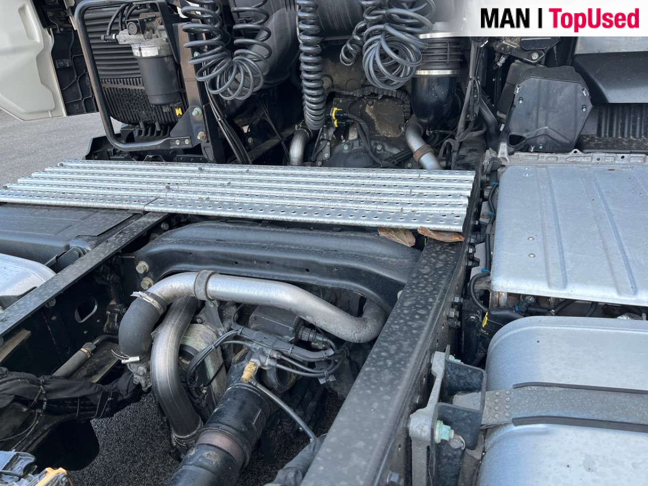 MAN TGX 18.510 4x2 LL SA Euro6 Retarder Klima ZV - Тягач: фото 4 MAN TGX 18.510 4x2 LL SA Euro6 Retarder Klima ZV - Тягач: фото 4