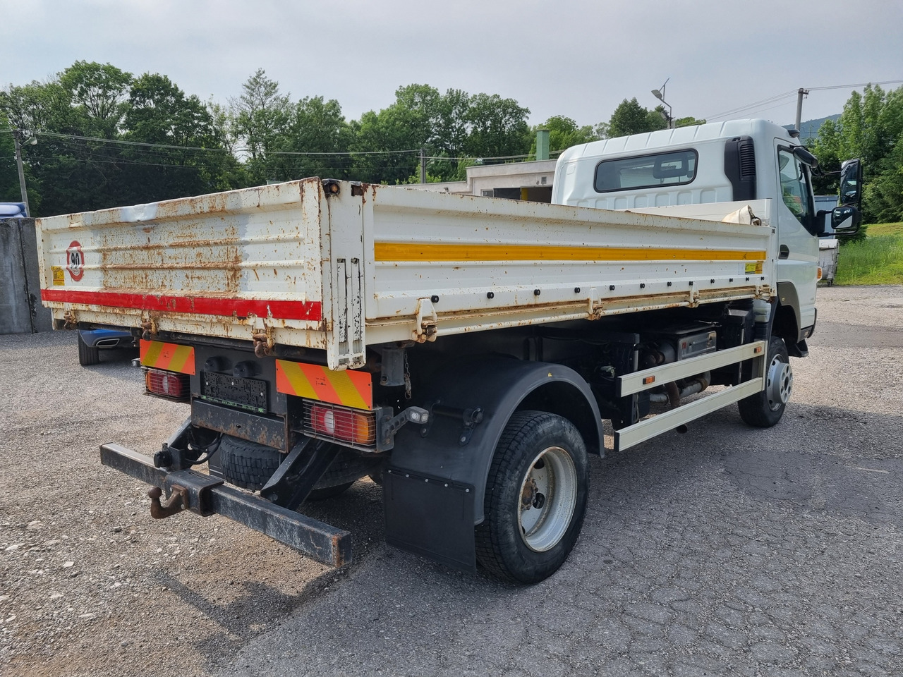 FUSO Canter 6C18 4x4 3 way tipper (only 35tkm) - Самосвал: фото 4 FUSO Canter 6C18 4x4 3 way tipper (only 35tkm) - Самосвал: фото 4