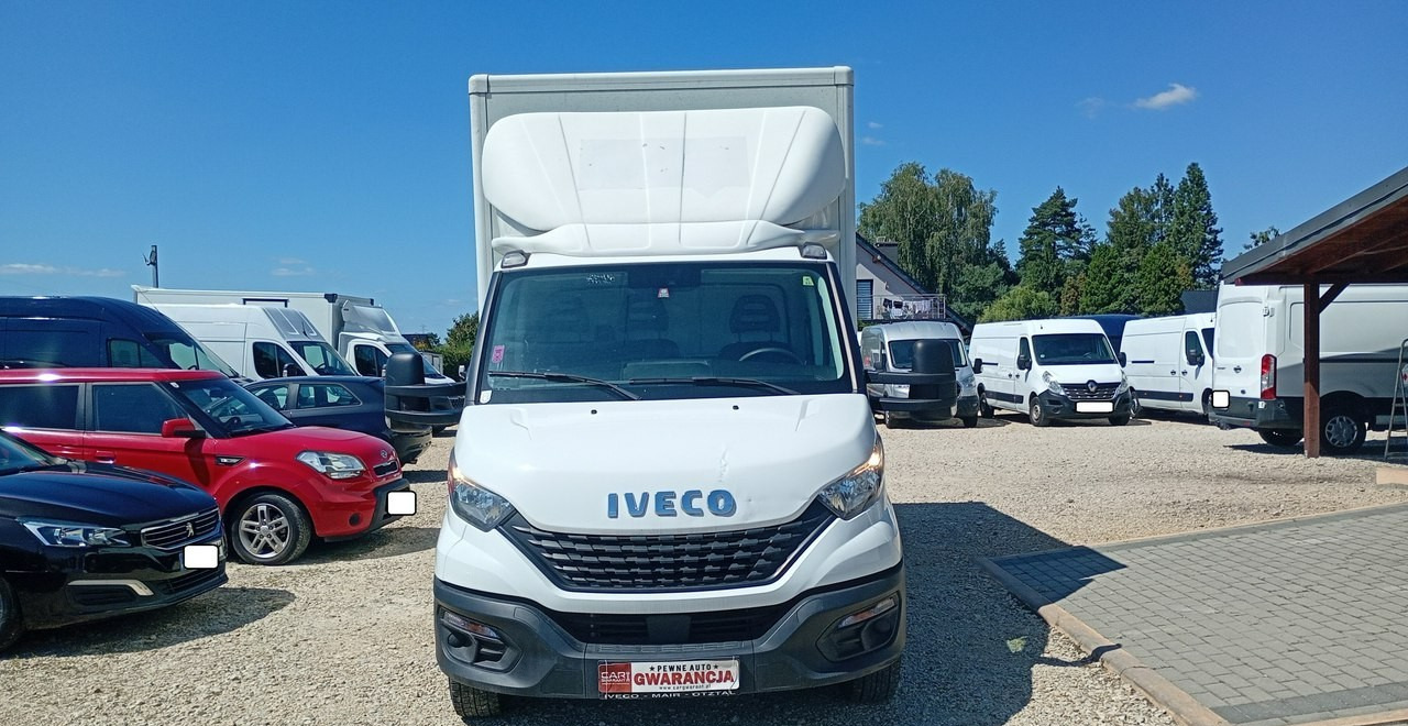 Iveco 35 Daily 35S14 klima * 3 osobowy * - Фургон с закрытым кузовом: фото 4 Iveco 35 Daily 35S14 klima * 3 osobowy * - Фургон с закрытым кузовом: фото 4