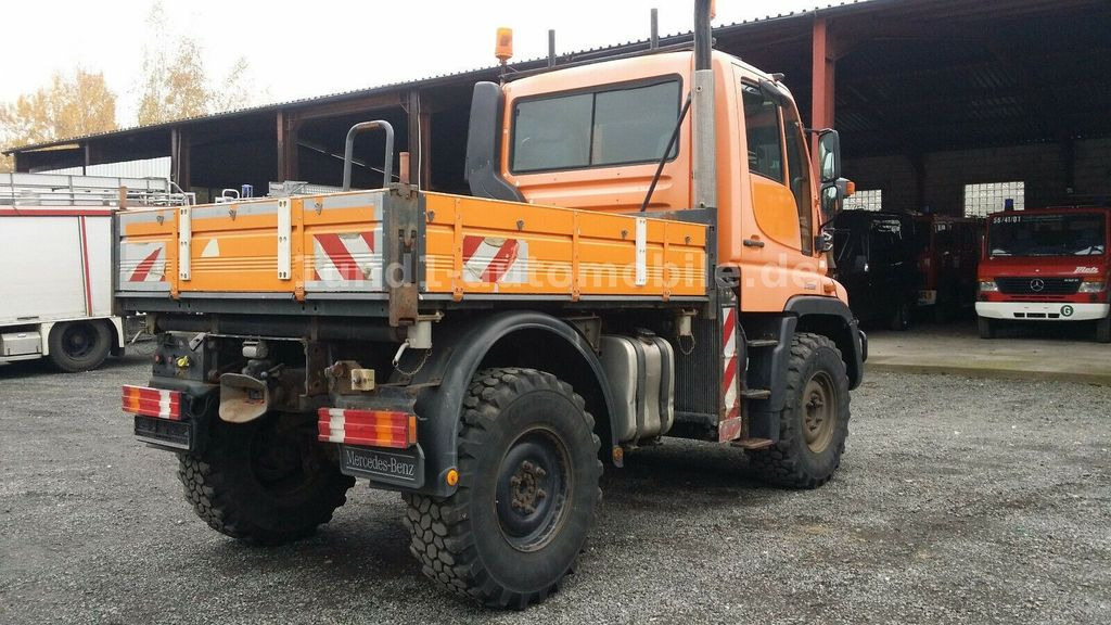 Mercedes-Benz Unimog U 300 Kipper Zugmaschine Kommunalhydraulik U 500 400 U 300 Kipper Zugmaschine Kommunalhydraulik U 500 400 - Коммунальная/ Специальная техника: фото 1 Mercedes-Benz Unimog U 300 Kipper Zugmaschine Kommunalhydraulik U 500 400 U 300 Kipper Zugmaschine Kommunalhydraulik U 500 400 - Коммунальная/ Специальная техника: фото 1