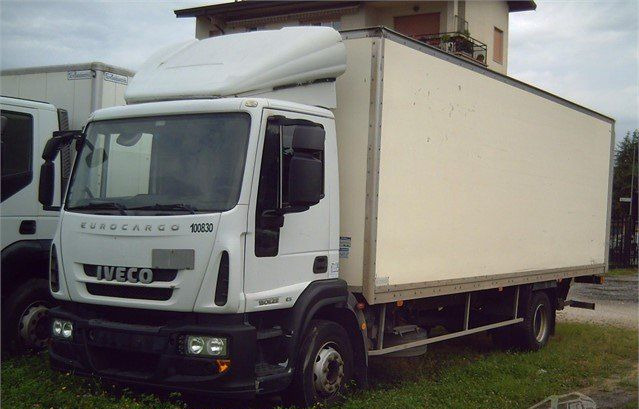 Iveco EUROCARGOeurocargo 150e22 - Грузовик с закрытым кузовом: фото 1 Iveco EUROCARGOeurocargo 150e22 - Грузовик с закрытым кузовом: фото 1