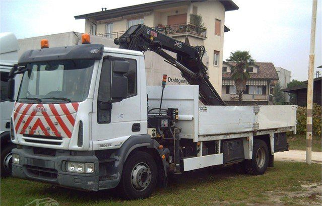 Iveco EUROCARGOeurocargo 160e25 - Грузовик бортовой/ Платформа, Автоманипулятор: фото 1 Iveco EUROCARGOeurocargo 160e25 - Грузовик бортовой/ Платформа, Автоманипулятор: фото 1