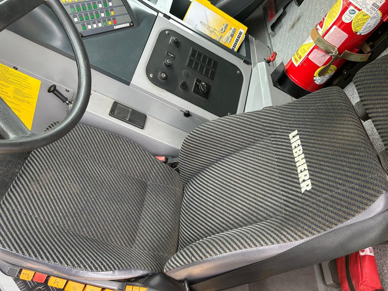 Вседорожный кран Liebherr LTM 1100-4.1: фото 16