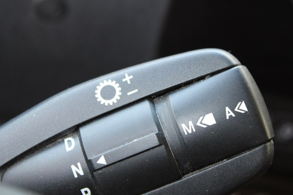 Тентованный грузовик Mercedes-Benz Actros 2542: фото 16 Тентованный грузовик Mercedes-Benz Actros 2542: фото 16