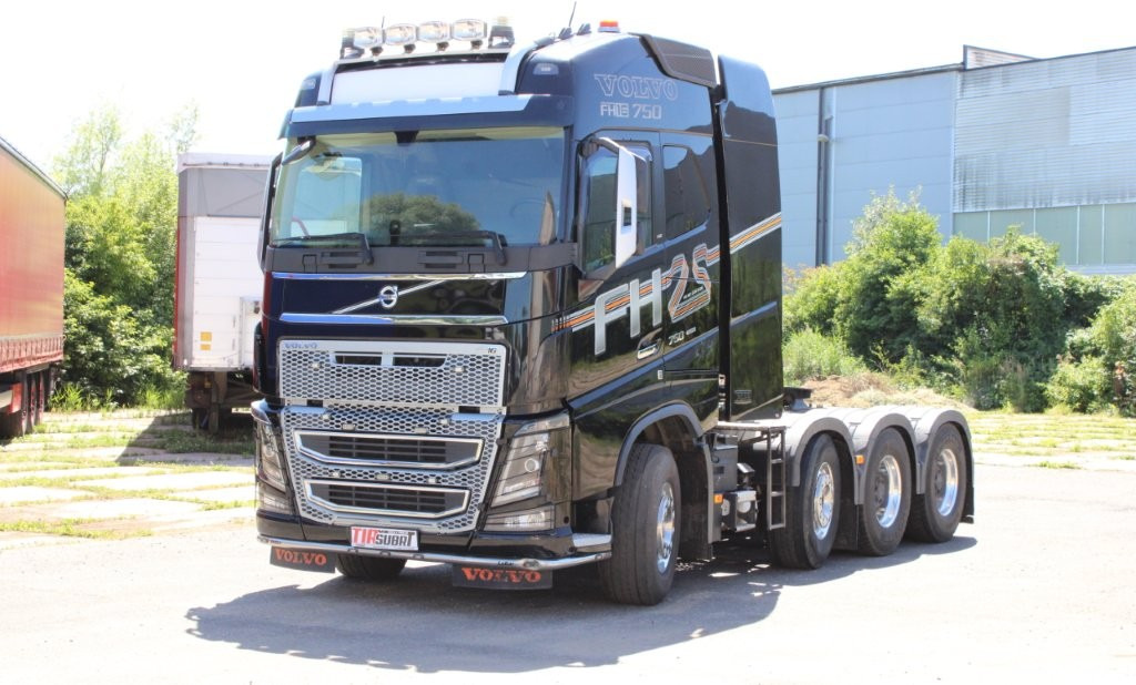 Volvo FH16 750 EURO 6, RETARDER, HYDRAULIKA - Тягач: фото 2 Volvo FH16 750 EURO 6, RETARDER, HYDRAULIKA - Тягач: фото 2