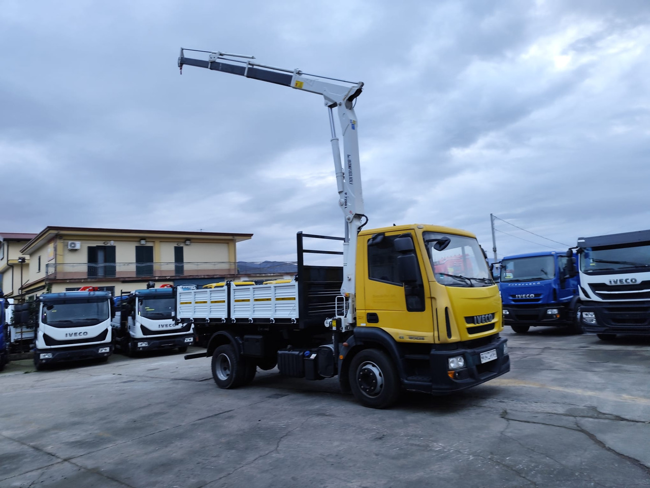 Автоманипулятор, Самосвал IVECO EUROCARGO 120E28P: фото 30 Автоманипулятор, Самосвал IVECO EUROCARGO 120E28P: фото 30