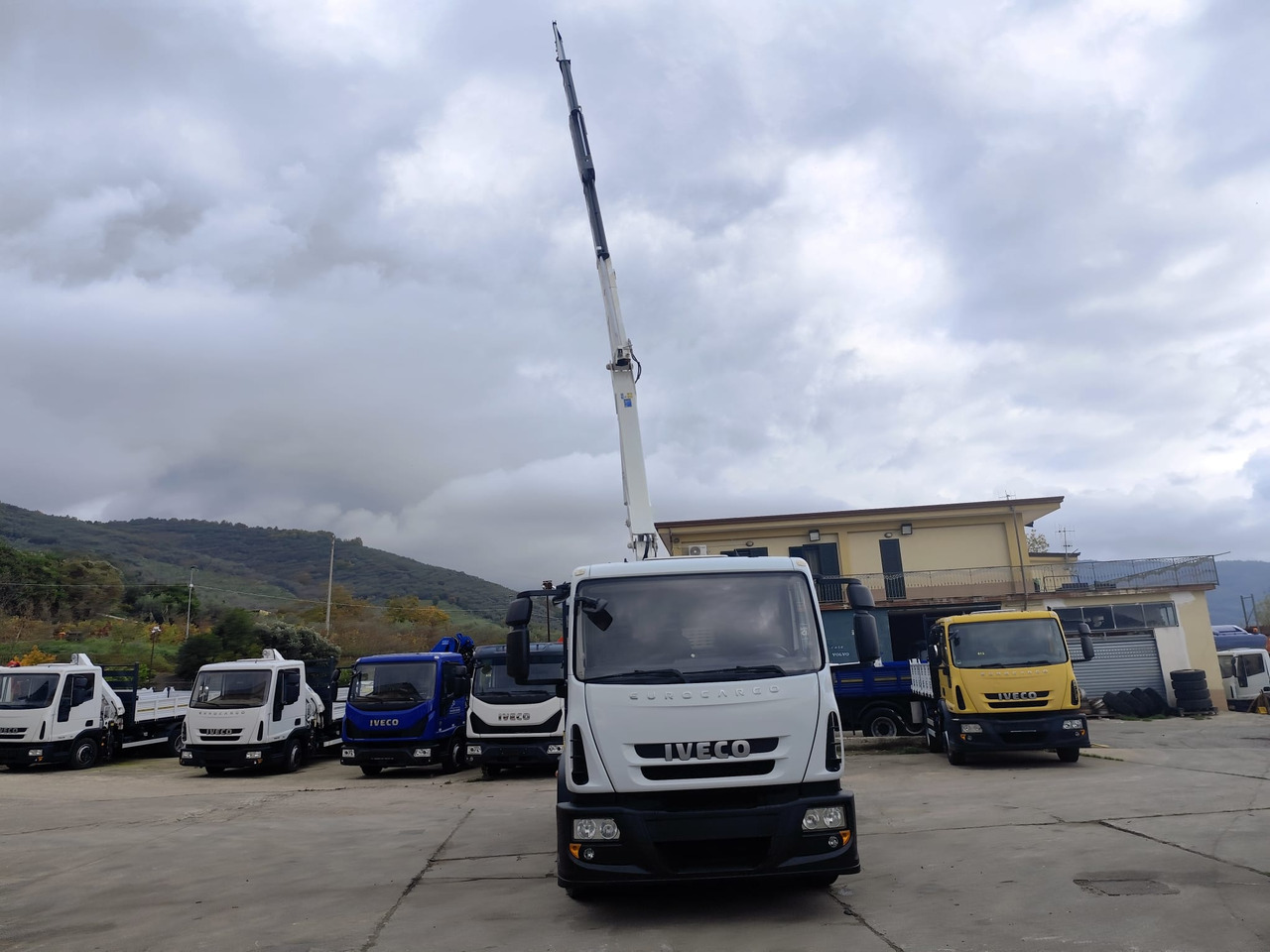 Автоманипулятор IVECO EUROCARGO 120E28P: фото 6