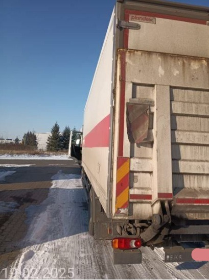 IVECO EUROCARGO 180-250 - Грузовик-шасси, Автоманипулятор: фото 3 IVECO EUROCARGO 180-250 - Грузовик-шасси, Автоманипулятор: фото 3