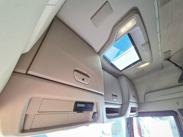 IVECO S-WAY AS260S48 Y - Грузовик-шасси: фото 2 IVECO S-WAY AS260S48 Y - Грузовик-шасси: фото 2