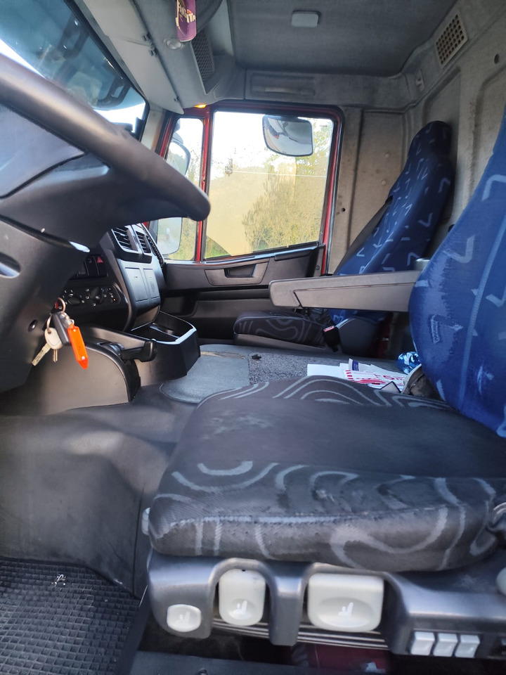 IVECO STRALIS 190S31 - Крюковой мультилифт: фото 3 IVECO STRALIS 190S31 - Крюковой мультилифт: фото 3