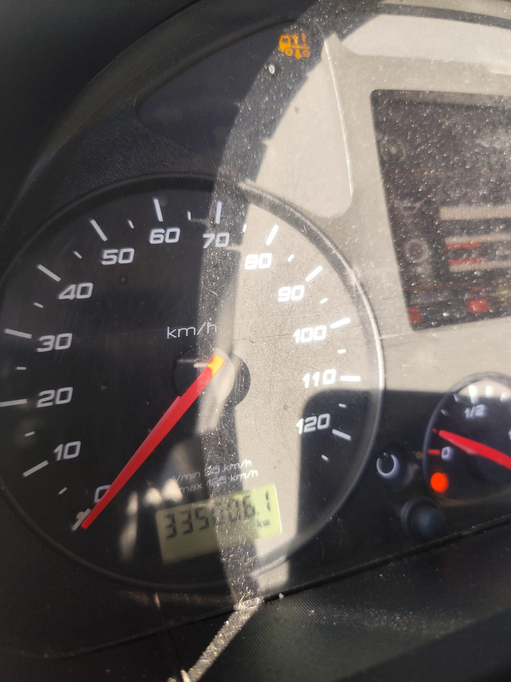 IVECO STRALIS AD 260S31 XP - Грузовик-шасси: фото 3 IVECO STRALIS AD 260S31 XP - Грузовик-шасси: фото 3