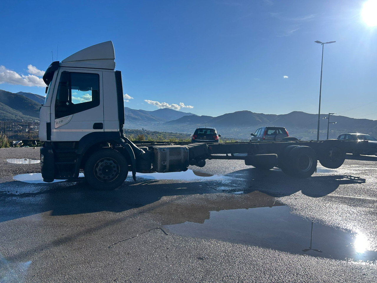 IVECO STRALIS AD 260S31 XP - Грузовик-шасси: фото 3 IVECO STRALIS AD 260S31 XP - Грузовик-шасси: фото 3