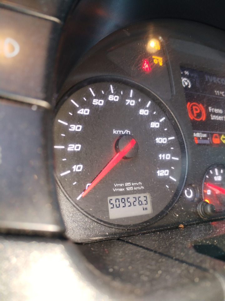 IVECO STRALIS AD 260S31 XP - Грузовик-шасси: фото 4 IVECO STRALIS AD 260S31 XP - Грузовик-шасси: фото 4