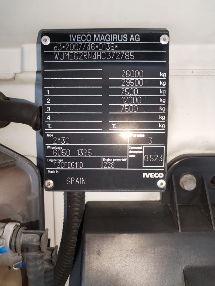 IVECO STRALIS AD 260S31 XP - Грузовик-шасси: фото 2 IVECO STRALIS AD 260S31 XP - Грузовик-шасси: фото 2