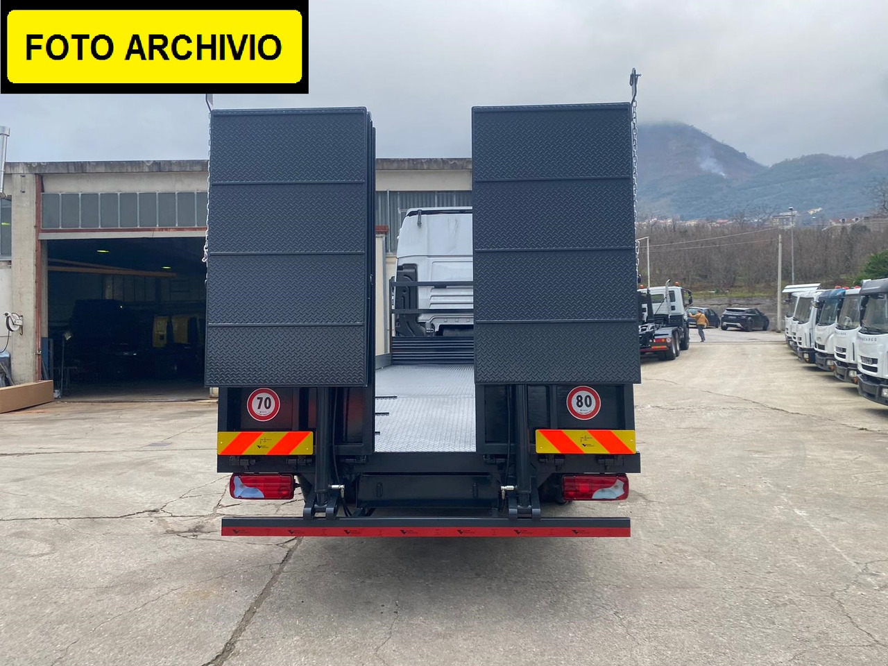 IVECO STRALIS AS 260S46 - Грузовик бортовой/ Платформа: фото 2 IVECO STRALIS AS 260S46 - Грузовик бортовой/ Платформа: фото 2