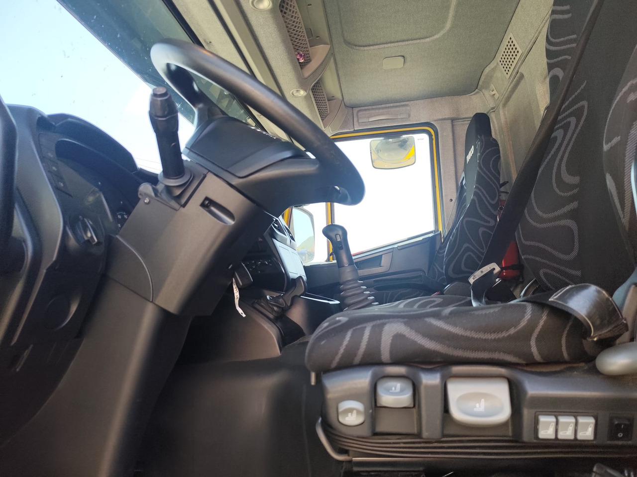 Грузовик-шасси IVECO STRALIS HI-STREET AD190S42: фото 8