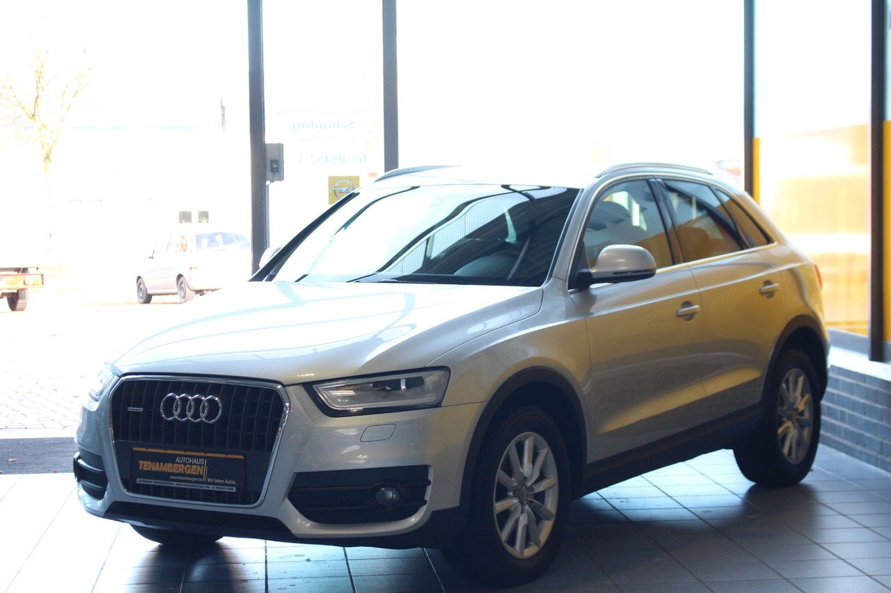 Audi Q3 2.0 TDI quattro Xenon Navi Sitzheizung AHK - Внедорожник: фото 4 Audi Q3 2.0 TDI quattro Xenon Navi Sitzheizung AHK - Внедорожник: фото 4