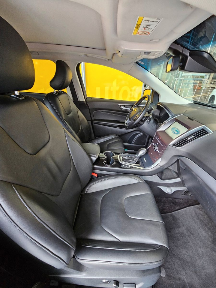 Ford Edge Titanium 4x4 AHK ACC SchiebeDach Navi LED - Внедорожник: фото 5 Ford Edge Titanium 4x4 AHK ACC SchiebeDach Navi LED - Внедорожник: фото 5