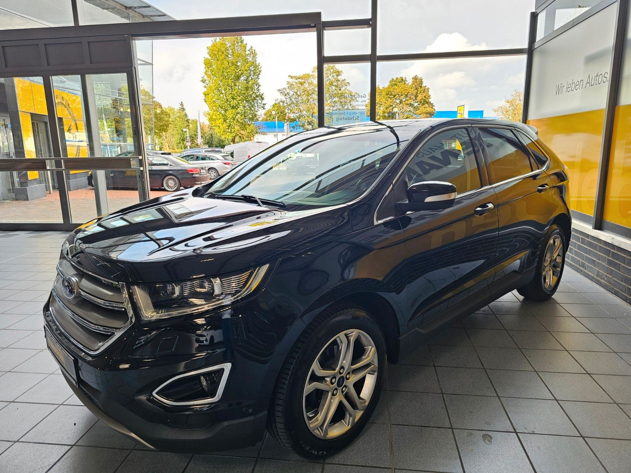 Ford Edge Titanium 4x4 AHK ACC SchiebeDach Navi LED - Внедорожник: фото 3 Ford Edge Titanium 4x4 AHK ACC SchiebeDach Navi LED - Внедорожник: фото 3