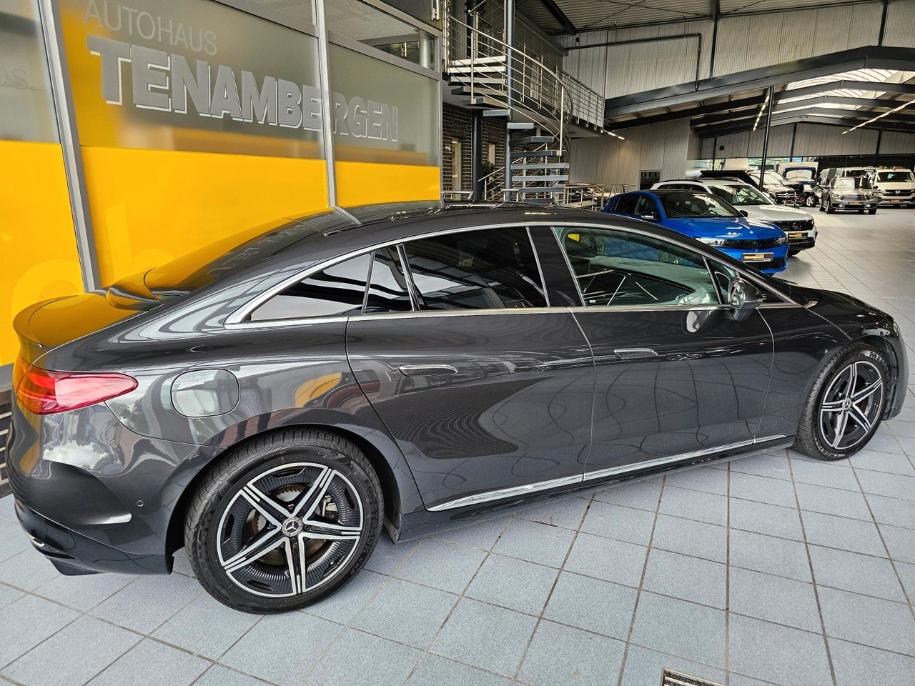 Mercedes-Benz EQE 350 AMG Edition ACC Memory eHeckkl. - Легковой автомобиль: фото 3 Mercedes-Benz EQE 350 AMG Edition ACC Memory eHeckkl. - Легковой автомобиль: фото 3